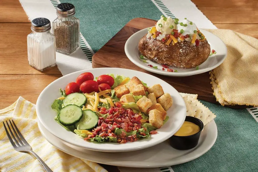 Can You Order Cracker Barrel Menu Items for Takeout or Delivery