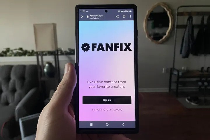 How do I create an account on Fanfix